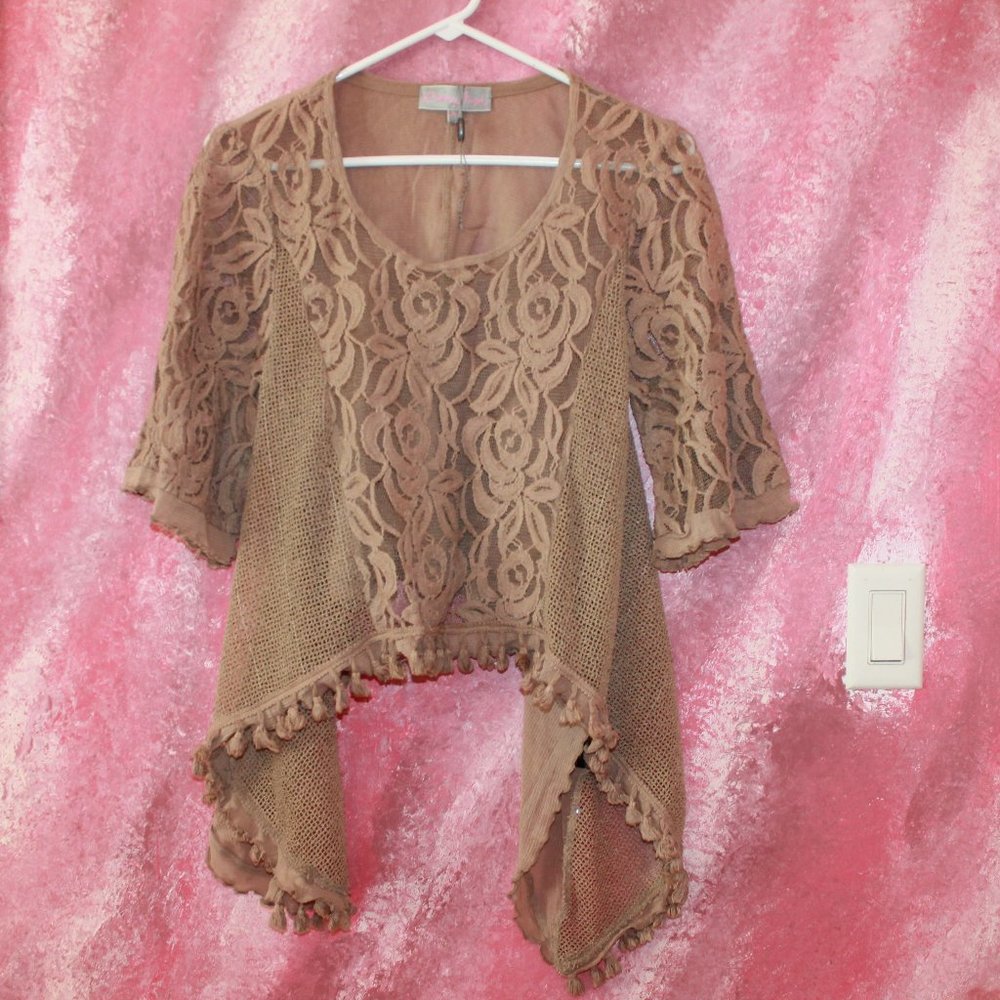 Pretty Angel Lace top